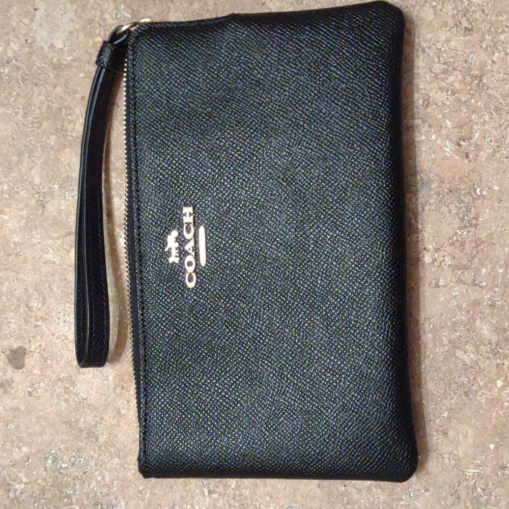NWT Coach Wristlet